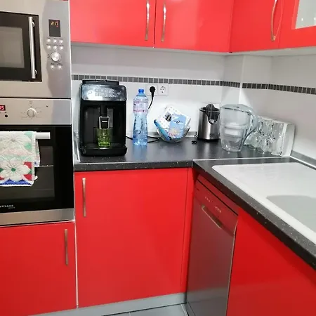 Charming With Balcony Apartament *